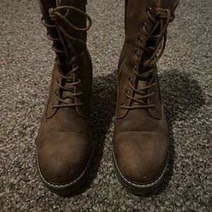 women’s fashion boots size 9